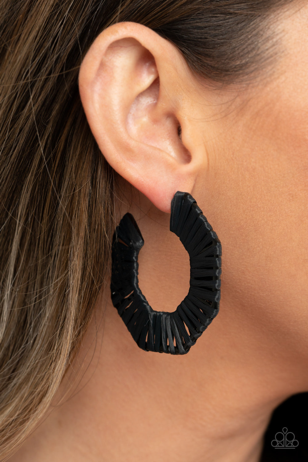 Paparazzi black hot sale hoop earrings