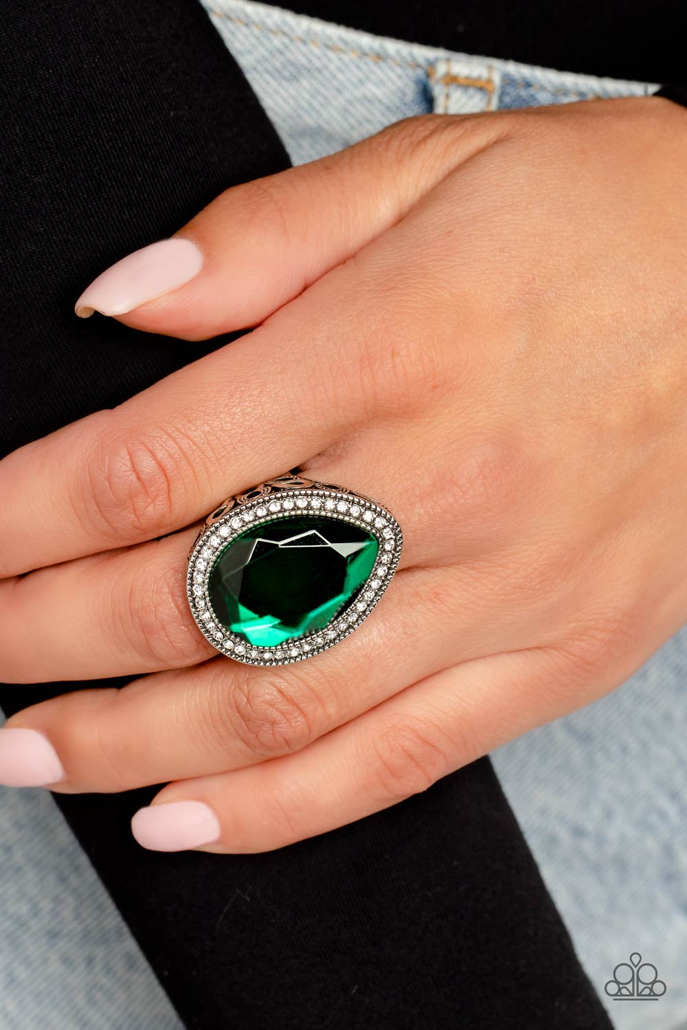 Paparazzi Ring ~ Magic Maker - Green