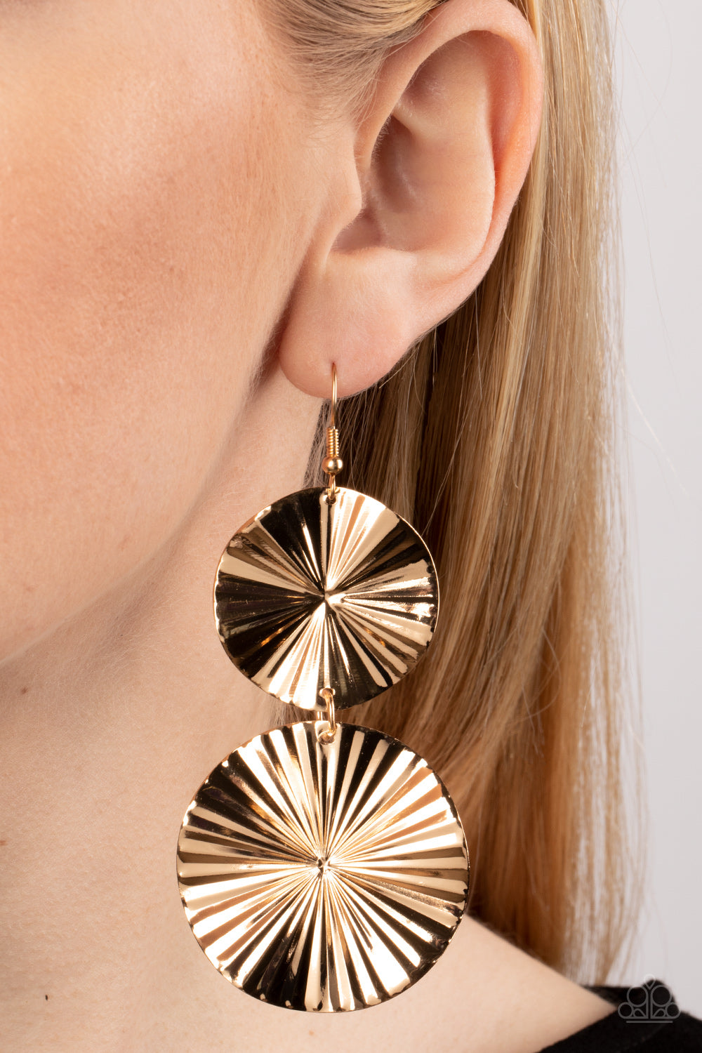 Paparazzi In Your Wildest FAN-tasy - Gold Earring- Paparazzi Jewelry Images